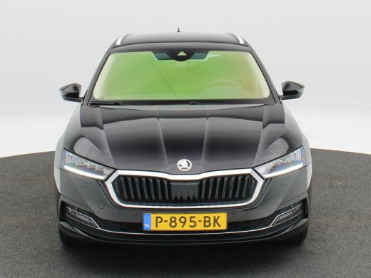 Skoda Octavia Combi 1.5 e-TSi 150 Pk Automaat Business Edition Plus | Camera | Stoelverwarming | Cruise Control... ActivLease financial lease