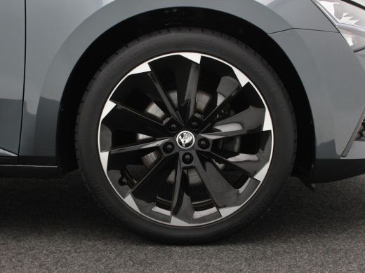 Skoda Superb 1.4 TSi 218 Pk iV Sportline Business | Panoramadak | Adaptive Cruise | Stuur/Stoel Verwarming | C... ActivLease financial lease