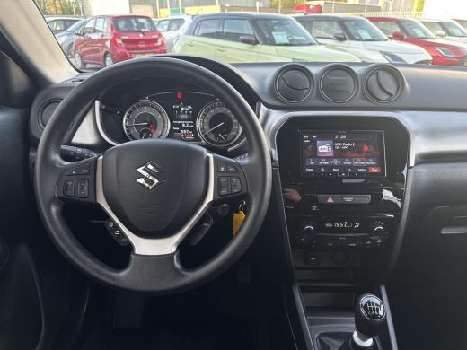 Suzuki Vitara 1.4 Boosterjet Comfort Smart Hybrid | GEEN AFLEVERKOSTEN | Navigatiesysteem | Airconditioning | T... ActivLease financial lease