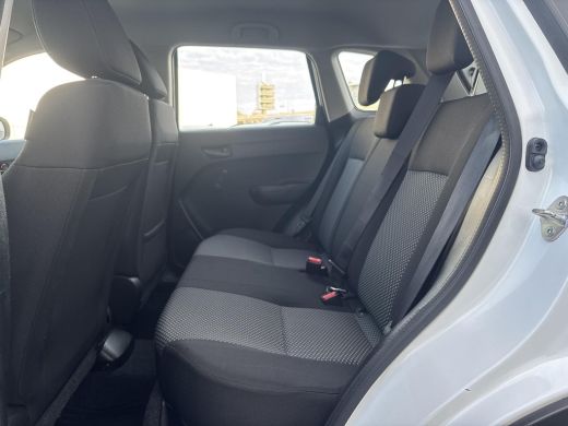 Suzuki Vitara 1.4 Boosterjet Comfort Smart Hybrid | GEEN AFLEVERKOSTEN | Navigatiesysteem | Airconditioning | T... ActivLease financial lease