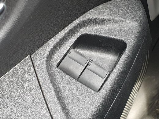 Toyota Aygo 1.0 VVT-i x-play **APPLE CARPLAY/ BEGRENZER/ TOERENTELLER** ActivLease financial lease