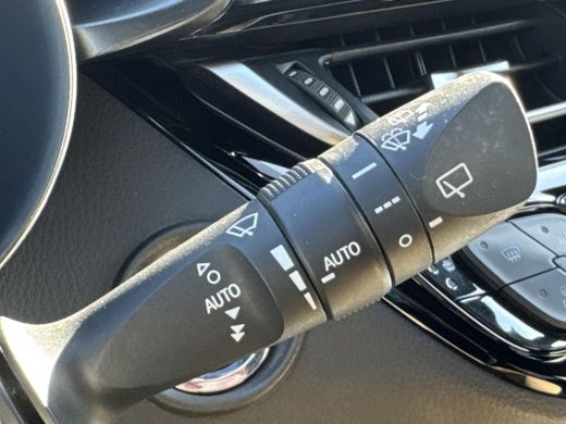 Toyota C-HR 1.8 Hybrid Dynamic | Navigatie | Apple CarPlay/Android auto | Achteruitrijcamera ActivLease financial lease