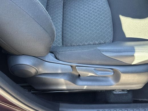 Toyota C-HR 1.8 Hybrid Dynamic | Navigatie | Apple CarPlay/Android auto | Achteruitrijcamera ActivLease financial lease