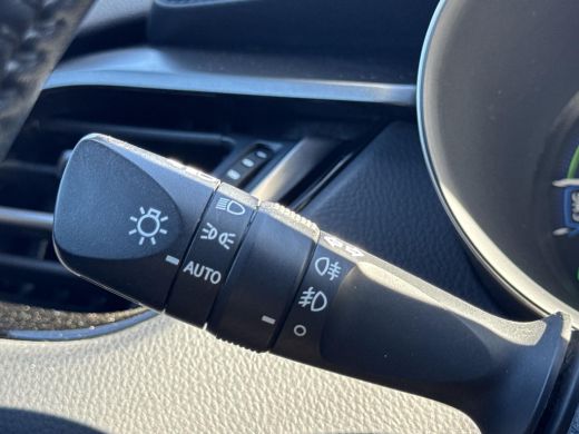 Toyota C-HR 1.8 Hybrid Dynamic | Navigatie | Apple CarPlay/Android auto | Achteruitrijcamera ActivLease financial lease