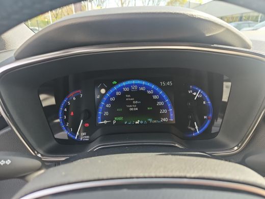 Toyota Corolla 1.8 Hybrid Dynamic Apple Carplay / Android Auto / voorstoelen verwarmbaar / stuurwielverwarming ActivLease financial lease