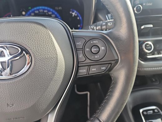 Toyota Corolla 1.8 Hybrid Dynamic Apple Carplay / Android Auto / voorstoelen verwarmbaar / stuurwielverwarming ActivLease financial lease