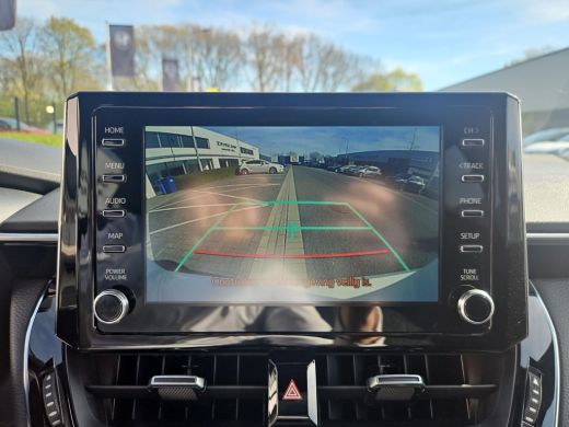 Toyota Corolla 1.8 Hybrid Dynamic Apple Carplay / Android Auto / voorstoelen verwarmbaar / stuurwielverwarming ActivLease financial lease