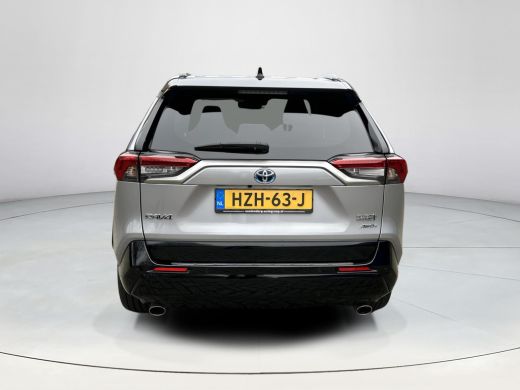 Toyota RAV4 2.5 Plug-in Hybrid AWD Bi-Tone Plus | Gekoelde stoelen | Apple CarPlay | Blindspot | Rijklaarprij... ActivLease financial lease