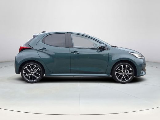 Toyota Yaris 1.5 Hybrid 115 Dynamic + Comfort Pack | Nieuwe auto | Modeljaar 2026 | Direct uit voorraad leverb... ActivLease financial lease