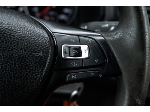 Volkswagen Crafter 35 2.0 TDI L3H2 Highline | 141 PK | 4-Motion | Camera | Navi | Cruise | Airco ActivLease financial lease