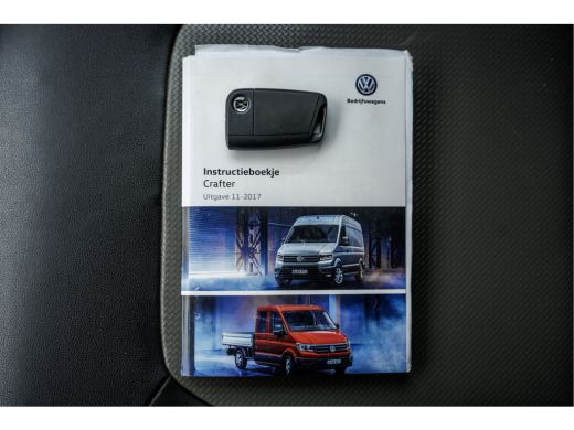 Volkswagen Crafter 35 2.0 TDI L3H2 Highline | 141 PK | 4-Motion | Camera | Navi | Cruise | Airco ActivLease financial lease