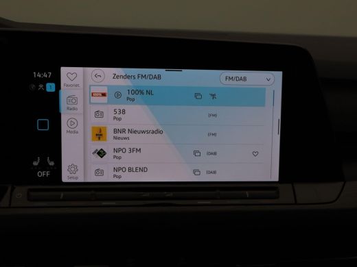 Volkswagen Golf 1.4 eHybrid 204 Pk Automaat Style | Parkeersensoren | Climatronic | Adaptive Cruise | Stoelverwar... ActivLease financial lease