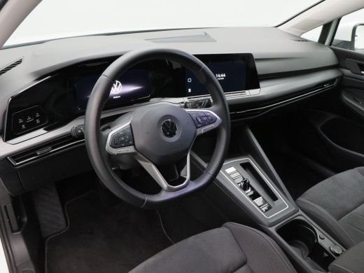 Volkswagen Golf 1.4 eHybrid 204 Pk Automaat Style | Parkeersensoren | Climatronic | Adaptive Cruise | Stoelverwar... ActivLease financial lease
