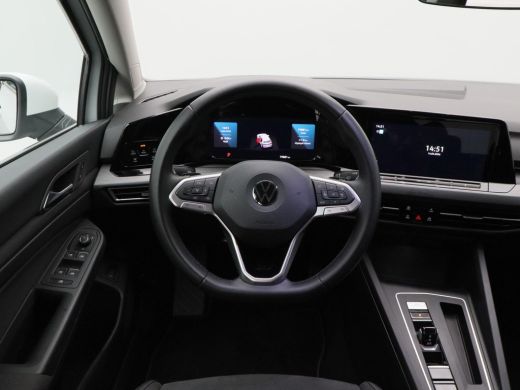 Volkswagen Golf 1.4 eHybrid 204 Pk Automaat Style | Parkeersensoren | Climatronic | Adaptive Cruise | Stoelverwar... ActivLease financial lease