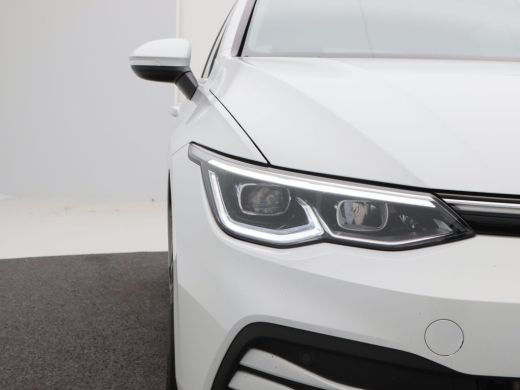 Volkswagen Golf 1.4 eHybrid 204 Pk Automaat Style | Parkeersensoren | Climatronic | Adaptive Cruise | Stoelverwar... ActivLease financial lease