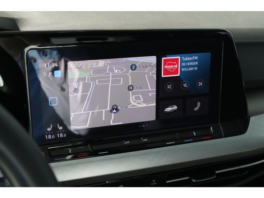 Volkswagen Golf 1.5 eTSI Life Business | Adaptieve cruise control | Stoel en stuurverwarming | Achteruitrijcamera | ActivLease financial lease