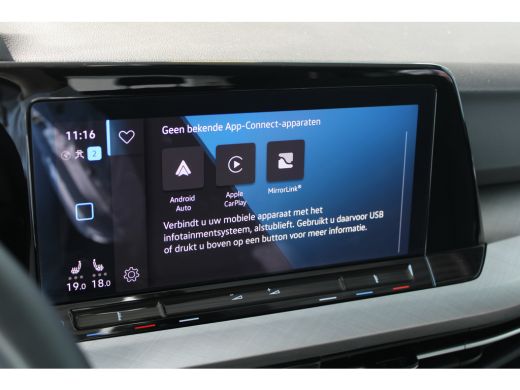 Volkswagen Golf 1.5 eTSI Life Business | Adaptieve cruise control | Stoel en stuurverwarming | Achteruitrijcamera | ActivLease financial lease