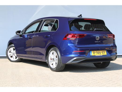 Volkswagen Golf 1.5 eTSI Life Business | Adaptieve cruise control | Stoel en stuurverwarming | Achteruitrijcamera | ActivLease financial lease
