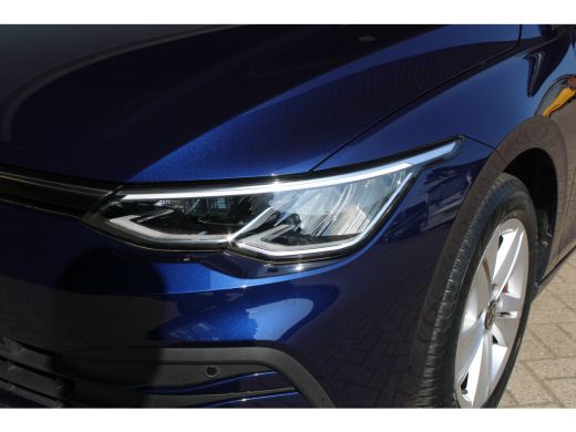Volkswagen Golf 1.5 eTSI Life Business | Adaptieve cruise control | Stoel en stuurverwarming | Achteruitrijcamera | ActivLease financial lease