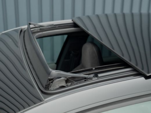 Volkswagen Golf 1.5 eTSI R-Line Edition | Panodak | IQ Light | Trekhaak wegkl. | Harman/Kardon | Head Up | Prijs ... ActivLease financial lease