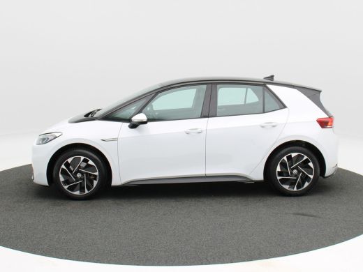 Volkswagen ID.3 Pro 58 kWh 204 Pk | Stoelverwarming | Adaptive cruise | Parkeer Sensoren | CarPlay | Navigatie | ... ActivLease financial lease
