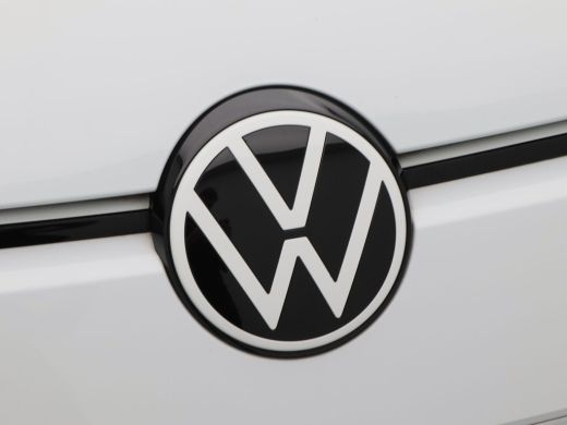 Volkswagen ID.3 Pro 58 kWh 204 Pk | Stoelverwarming | Adaptive cruise | Parkeer Sensoren | CarPlay | Navigatie | ... ActivLease financial lease