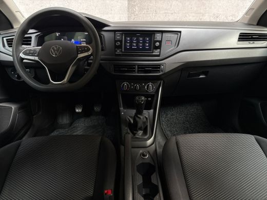Volkswagen Polo 1.0 Sportline (VIRTUAL COCKPIT, BLACK PACK, APPLE CARPLAY, SPORTSTOELEN, CRUISE, NIEUWE APK, NIEU... ActivLease financial lease