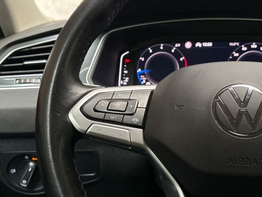 Volkswagen Tiguan 1.5 TSI Life Sport (VIRTUAL COCKPIT, APPLE CARPLAY, GROOT NAVI, KEYLESS, CAMERA, SPORTSTOELEN, GE... ActivLease financial lease