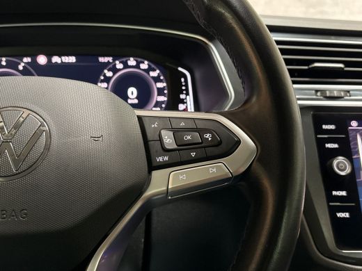 Volkswagen Tiguan 1.5 TSI Life Sport (VIRTUAL COCKPIT, APPLE CARPLAY, GROOT NAVI, KEYLESS, CAMERA, SPORTSTOELEN, GE... ActivLease financial lease