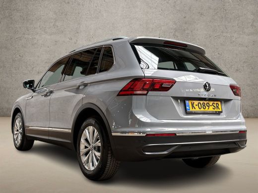 Volkswagen Tiguan 1.5 TSI Life Sport (VIRTUAL COCKPIT, APPLE CARPLAY, GROOT NAVI, KEYLESS, CAMERA, SPORTSTOELEN, GE... ActivLease financial lease