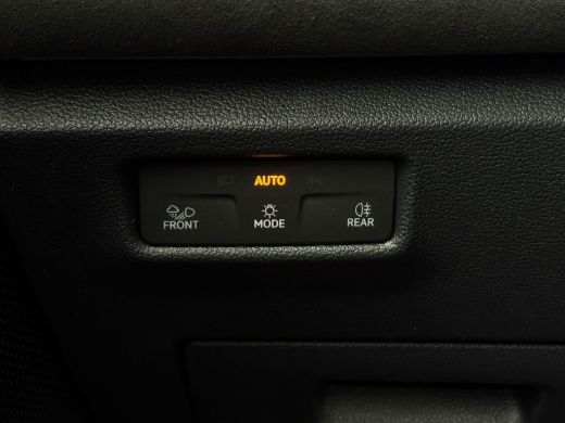 Volkswagen Tiguan R-Line Edition - eHybrid | 'App-Connect' draadloze smartphone integratie | Automatische afstandsr... ActivLease financial lease