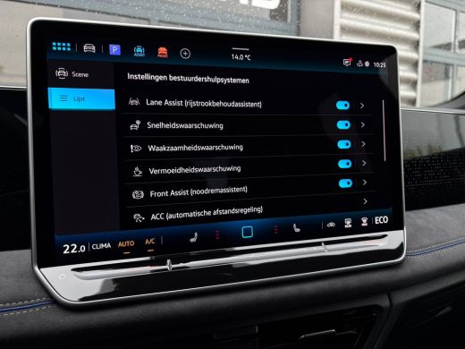 Volkswagen Tiguan R-Line Edition - eHybrid | 'App-Connect' draadloze smartphone integratie | Automatische afstandsr... ActivLease financial lease