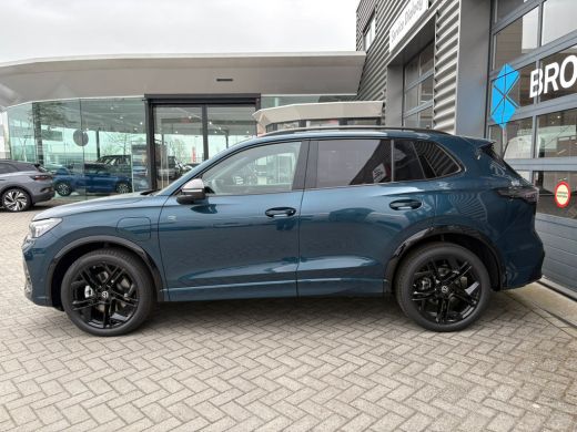 Volkswagen Tiguan R-Line Edition - eHybrid | 'App-Connect' draadloze smartphone integratie | Automatische afstandsr... ActivLease financial lease