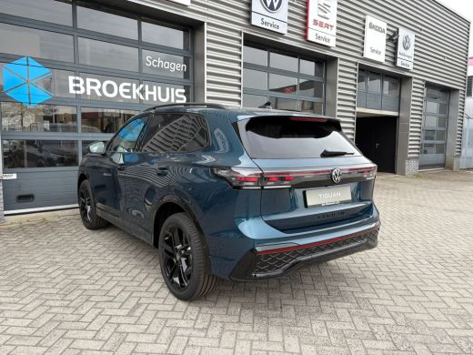 Volkswagen Tiguan R-Line Edition - eHybrid | 'App-Connect' draadloze smartphone integratie | Automatische afstandsr... ActivLease financial lease