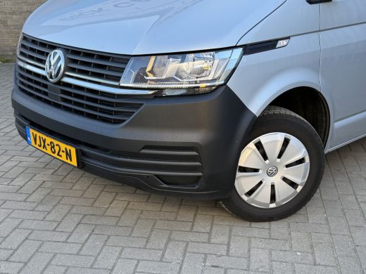 Volkswagen Transporter 2.0 TDI L2H1 150PK Euro6 CarPlay/cruise control/Trekhaak/dab ActivLease financial lease
