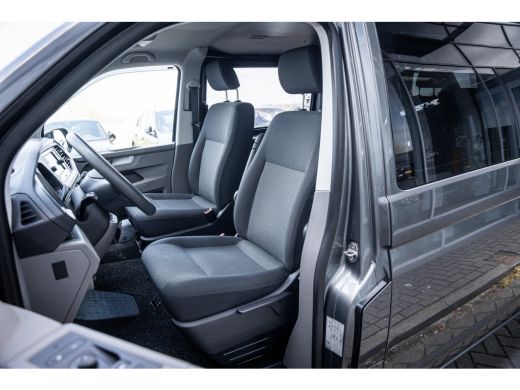 Volkswagen Transporter 2.0 TDI L2H1 30 DC LMV - AUTOMAAT - DUBBELE CABINE ActivLease financial lease