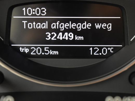 Volkswagen up! 1.0 65pk | Navigatie via smartphone | Airco | Led dagrijverlichting | Elektrische ramen voor | Da... ActivLease financial lease