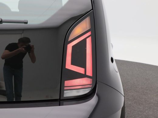 Volkswagen up! 1.0 | Elektrische Ramen | Bluetooth | Airco | LED Dagrijverlichting | 88.149 Km !! ActivLease financial lease