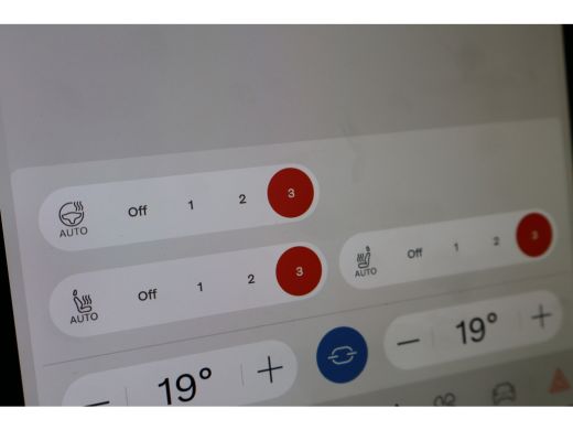 Volvo  EX30 Single 272PK Europa Plus 51kWh Black Edition | Power Seats | Climate Pack | 19" | Warmtepomp ActivLease financial lease