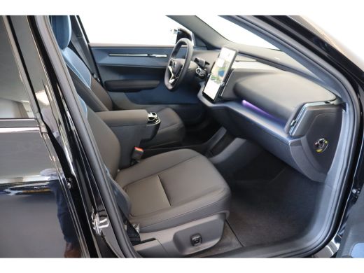 Volvo  EX30 Single 272PK Europa Plus 51kWh Black Edition | Power Seats | Climate Pack | 19" | Warmtepomp ActivLease financial lease
