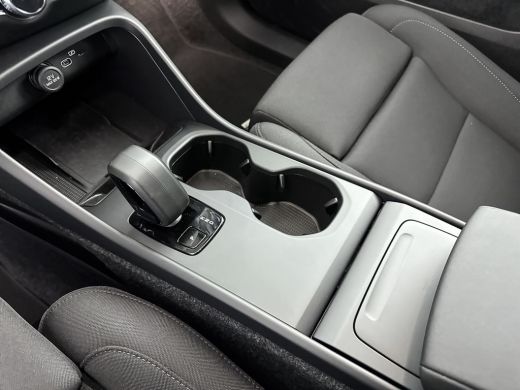 Volvo  EX40 Single Motor Extended Range Core 82 kWh | 19" | Adaptieve Cruise | BLIS | Harman Kardon | Stoel/S... ActivLease financial lease