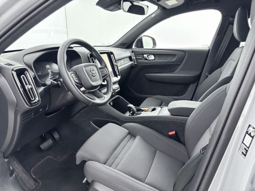 Volvo  EX40 Single Motor Extended Range Core 82 kWh | 19" | Adaptieve Cruise | BLIS | Harman Kardon | Stoel/S... ActivLease financial lease