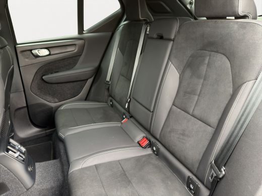 Volvo  XC40 T4 Plug-in hybrid Plus Dark | Apple Carplay/Android Auto | Premium audio | Stuurverwarming | Acht... ActivLease financial lease