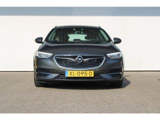 Opel Insignia Sports Tourer 1.6 Turbo Business Executive | Trekhaak | Navigatie | Keyless entry | Achteruitrijc...