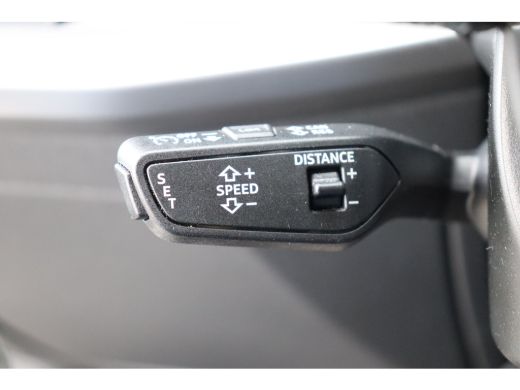 Audi A3 Sportback 35 TFSI 150PK S EDITION AUTOMAAT / NAVI / LEDER / CLIMA / FULL-LED / PDC / KEYLESS / 18... ActivLease financial lease