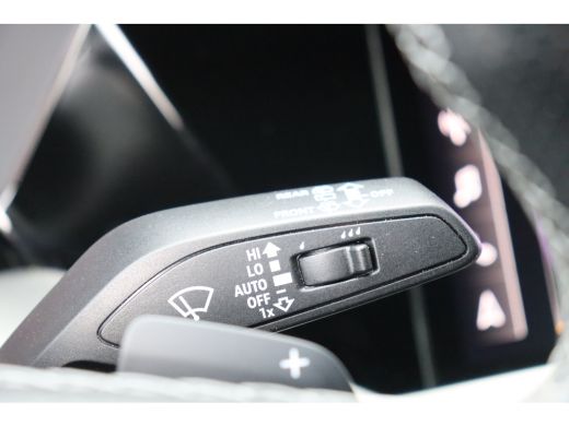 Audi A3 Sportback 35 TFSI 150PK S EDITION AUTOMAAT / NAVI / LEDER / CLIMA / FULL-LED / PDC / KEYLESS / 18... ActivLease financial lease