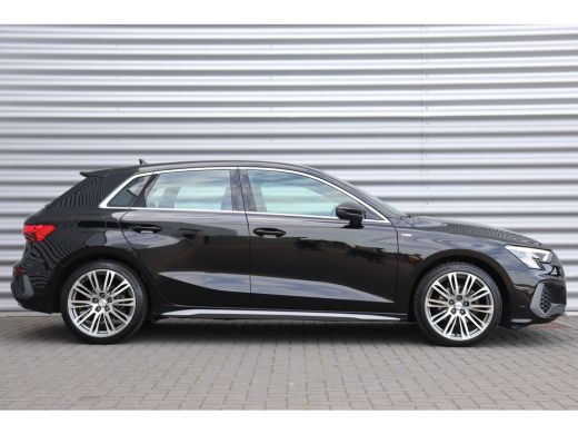 Audi A3 Sportback 35 TFSI 150PK S EDITION AUTOMAAT / NAVI / LEDER / CLIMA / FULL-LED / PDC / KEYLESS / 18... ActivLease financial lease
