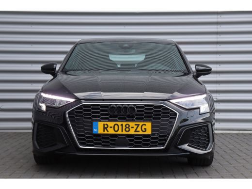 Audi A3 Sportback 35 TFSI 150PK S EDITION AUTOMAAT / NAVI / LEDER / CLIMA / FULL-LED / PDC / KEYLESS / 18... ActivLease financial lease
