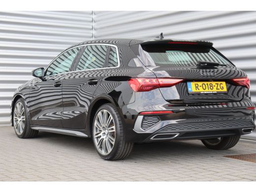 Audi A3 Sportback 35 TFSI 150PK S EDITION AUTOMAAT / NAVI / LEDER / CLIMA / FULL-LED / PDC / KEYLESS / 18... ActivLease financial lease