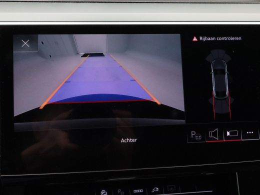 Audi e-tron 55 quattro edition 95 kWh 150 Pk | Stoelverwarming | Camera | Climatronic | Carplay | Navigatie |... ActivLease financial lease